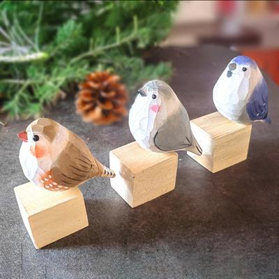 Hand-Carved Painted Wooden Bird Figurine Rustic Small Zebra Finch Statue Sculpture Ornament Decoration for Home Office Living Room