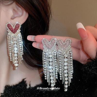 Overdreven Strass Hart Kwast Oorbellen - Luxe, Modieuze Studs voor Vrouwen
