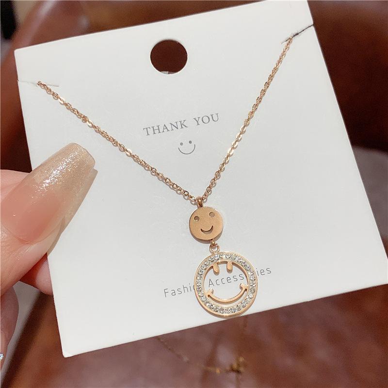 Design titanium steel does not fade smiling necklace female, design zircon smiley face pendant Internet celebrity jewelry