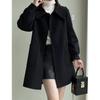 2025 Autumn/Winter Women's Mid-Length Slimming Woolen Coat with Heart Buckle and Peter Pan Collar