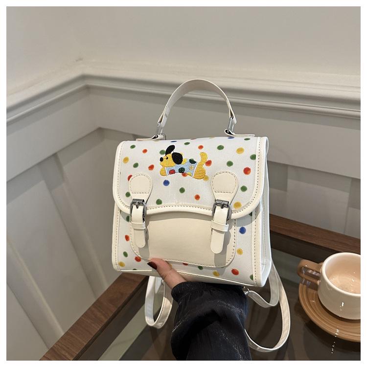 

Очаровательная мультяшная женская универсальная текстурированная сумочка 2024: Модный рюкзак в студенческом стиле белый