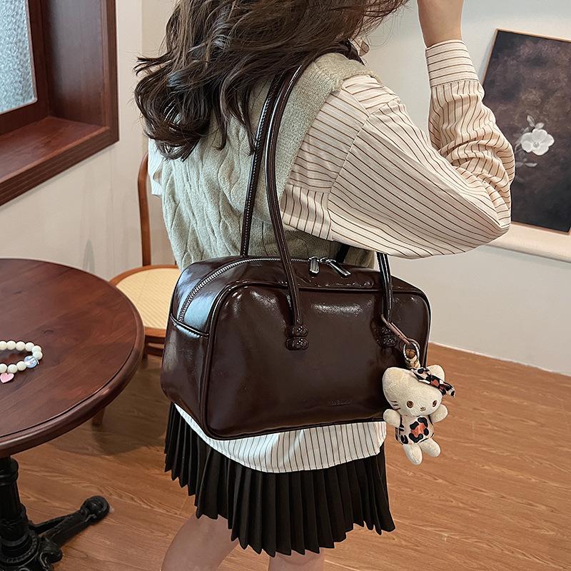 

Премиальная ретро сумка из масляной вощеной кожи женская сумка для поездок на работу через плечо подмышкой портативная сумка Boston No pendant темно-коричневого