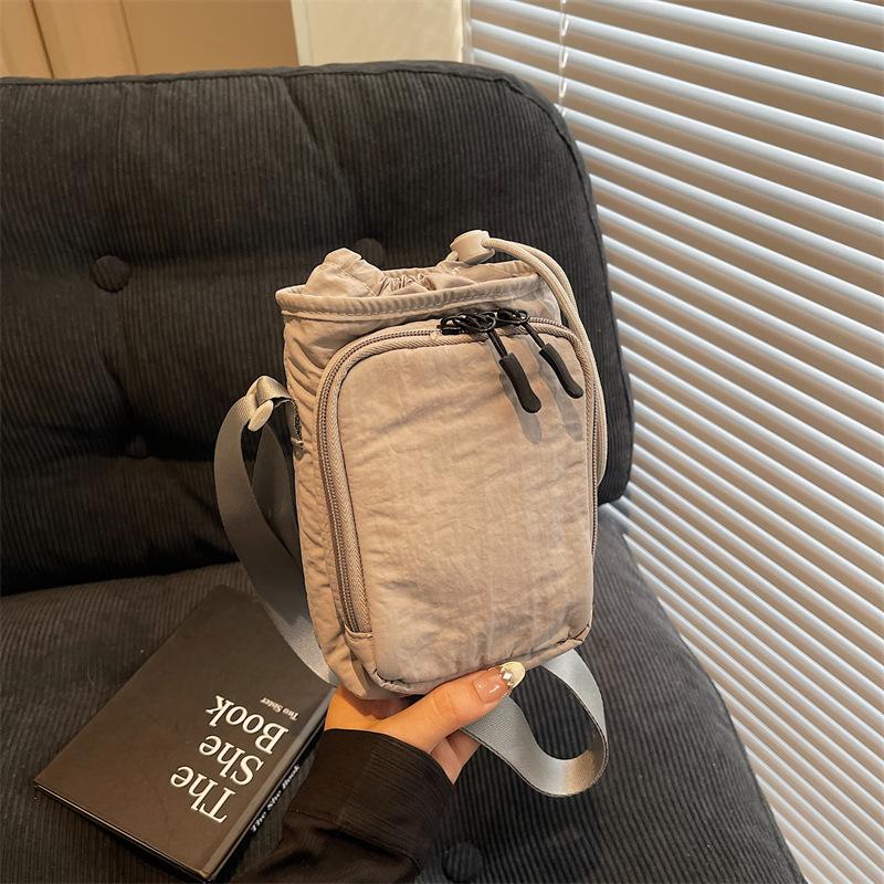 Canvas Mobile Phone Bag Female Messenger 2025 New Versatile Fashion Niche Design High-end Simple Small Bag