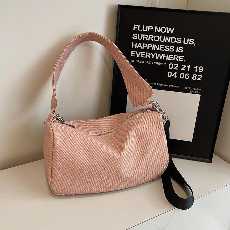 Niche fashion underarm bag women's bag 2025 new simple pillow bag versatile shoulder crossbody bag one piece dropship