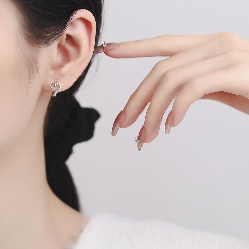 Sterling Silver French Love Temperament Commuter Stud Earrings Female Simplicity High Sense Internet Celebrity Earrings Earrings Versatile