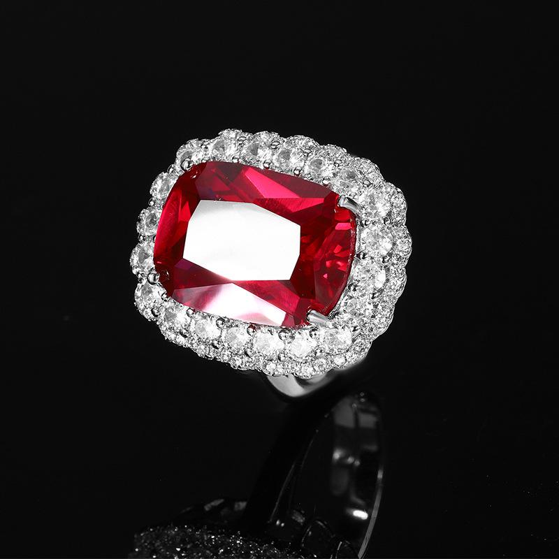 

Ювелирные изделия Медное основание с золотым покрытием Имитация корунда Цвет сокровищ Темпераментный набор Женский 12 * 16