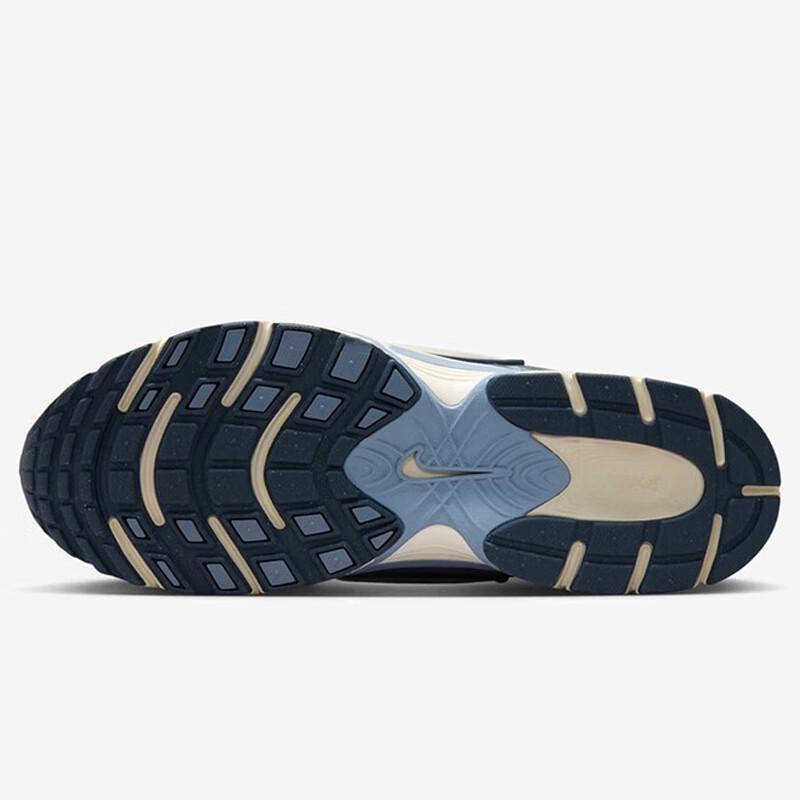 Nike Men's V5 RNR Casual Sport Shoes