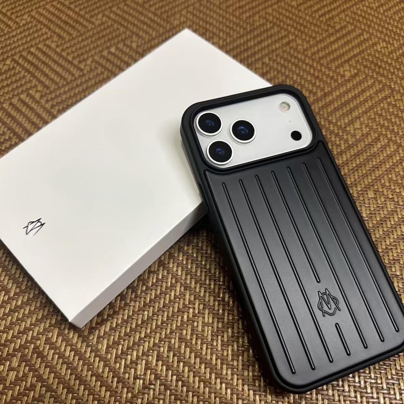 

Захисний чохол з алюмінієво-магнієвого сплаву для iPhone 17 Pro Max iPhone 17 Pro