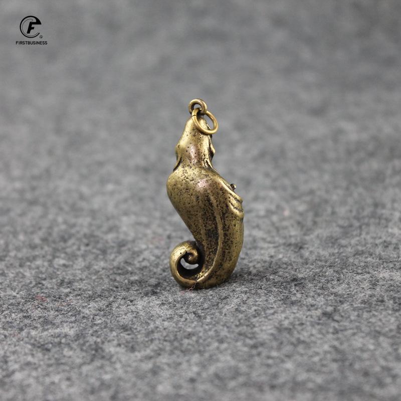 Copper Buddha Statue Hanging Ornament Feng Shui Home Decor for Living Home Lucky Brass Figurine Desk Decoration Keychain Pendant