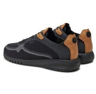 Încălțăminte unisex – Adidaşi