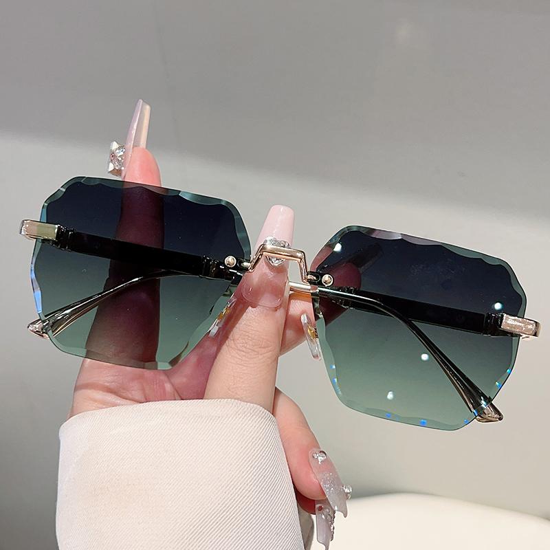 Oversized Rimless Sunglasses Men Fashion Gradient Multi-color Shades Women Trendy Luxury Brand Design Decor Sun Glasses