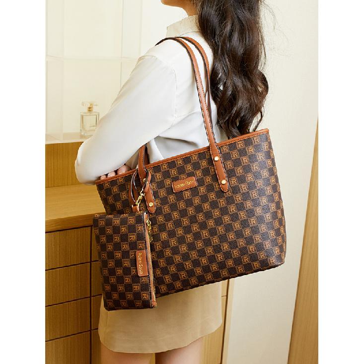2026 New Vintage Pattern Tote Bag for Women, Large Capacity Shoulder Bag, Checkered Handbag, Versatile Commuting Bag, Large Bag Brown checkered pattern R