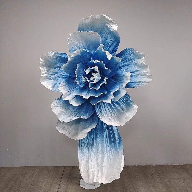 Duża Dekoracja Ślubna z Papierowych Kwiatów - Plisowane Plastikowe Kwiaty na Tło Hotelowe, Gigantyczne Rekwizyty Kwiatowe z Papieru Artystycznego, Produkt Gotowy