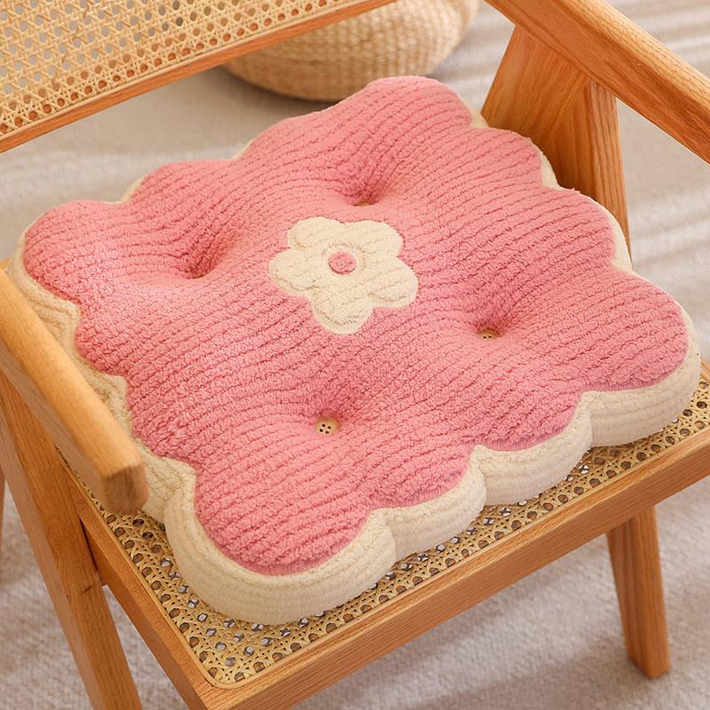 Girl Heart Cookies Special-Shaped Throw Pillow Home Sofa Pillow Cushion Car Waist Cushion Tatami Seat Cushion