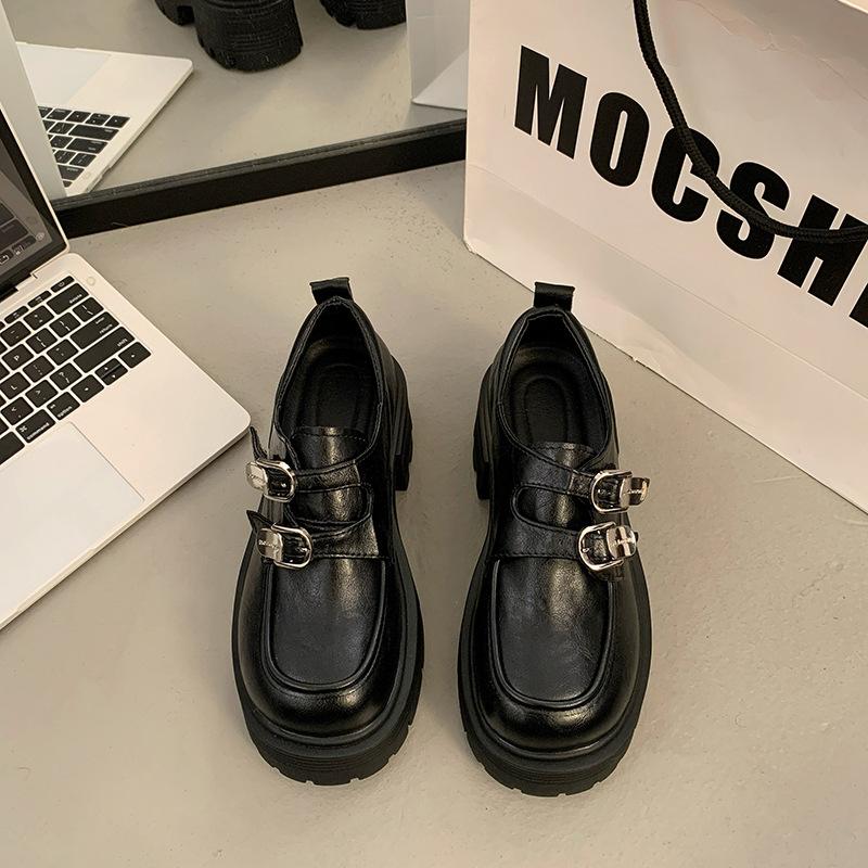 

Маленькие кожаные туфли женские новые британские на платформе на толстом каблуке увеличивающие рост одинарные туфли весна 40 чёрный