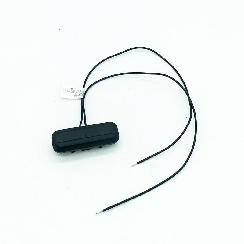 Rear Trunk Lock Release Switch Tailgate Opening Button For Chevrolet Cruze 2009-2014 13393912 9012141 9039465