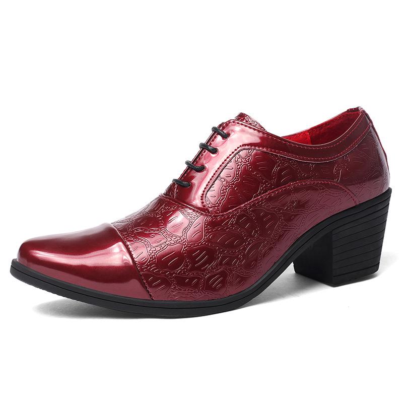Retro Style Men's Pointed Leather Dress Shoes - Shiny, Height-Increasing, Plus Size Fashion for Hairstylists.