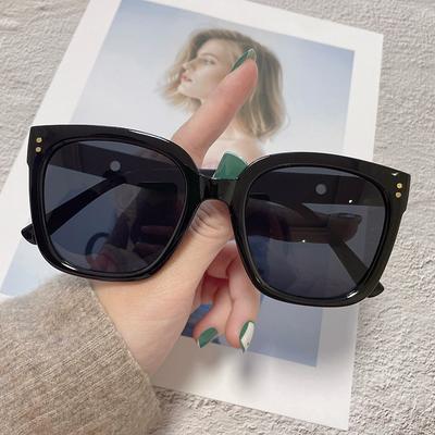 Luxury Retro Classic Vintage Square Sunglasses for Women Oversized Sunglasses Women Men Retro Leopard Sun Glasses UV400