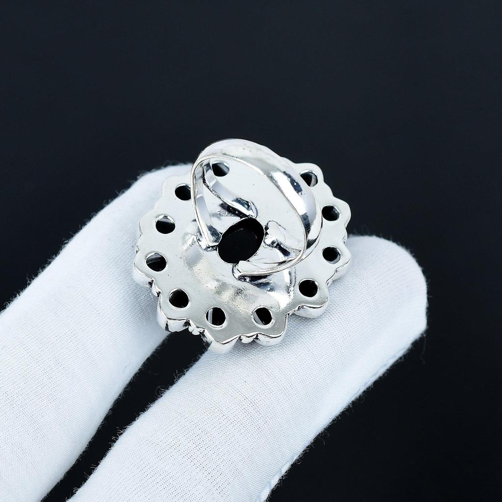 Natural Black Onyx Gemstone Ring, 925 Sterling Silver Ring, Gift For Her, Oval Stone ,Elegant Handmade Ring, Black Onyx Flower Silver Ring