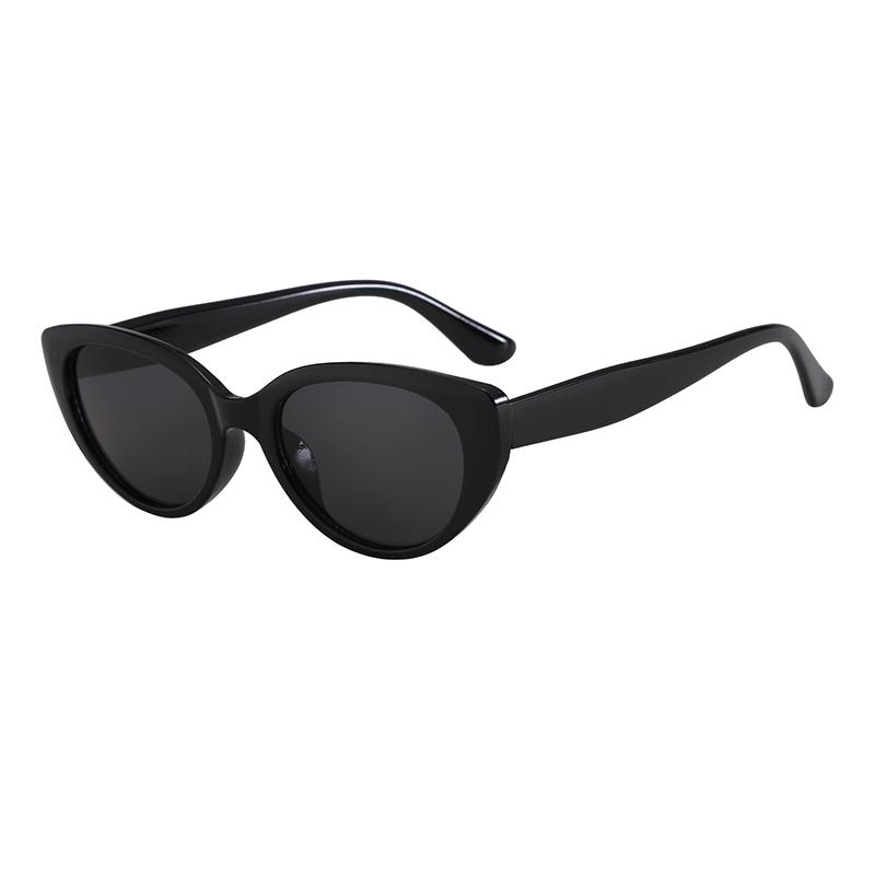 

Korean version of minimalist cat eye plastic sunglasses for boy and girl fashion trendy UV resistant glasses outdoor sunshade sunscreen C1
