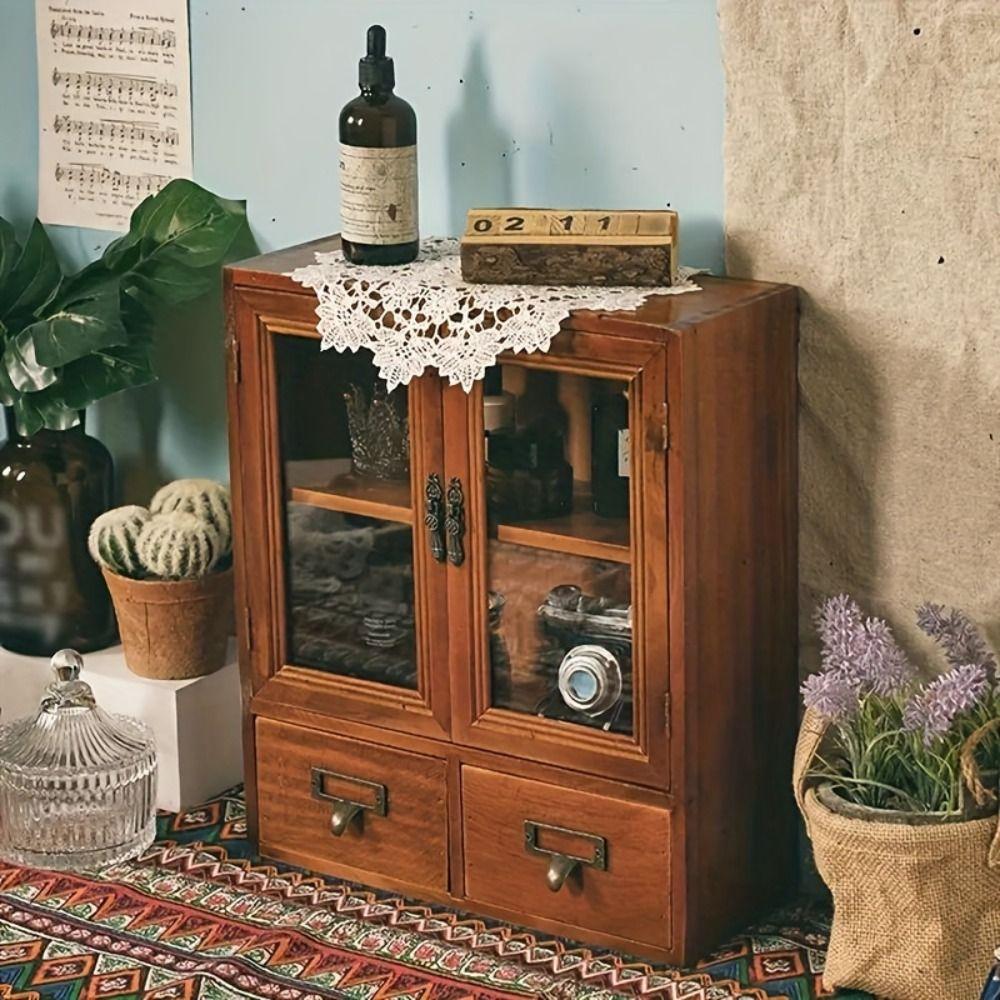 Komoda s prosklenými dvířky zásuvkového typu, severský stojan na vystavení panenek a figurek, pokoj