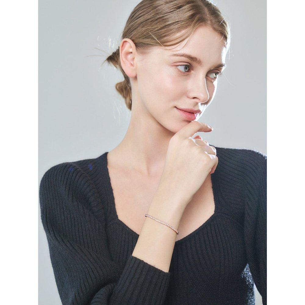 Bold Square Cubic Bracelet Elbrbb087