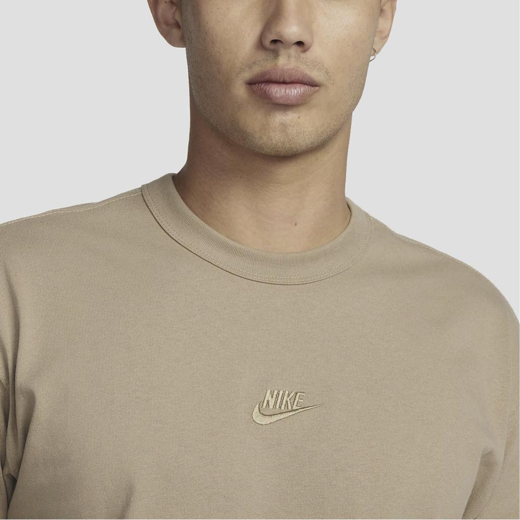 New Nike Sportswear T Shirt Men's Khaki DO7393-247