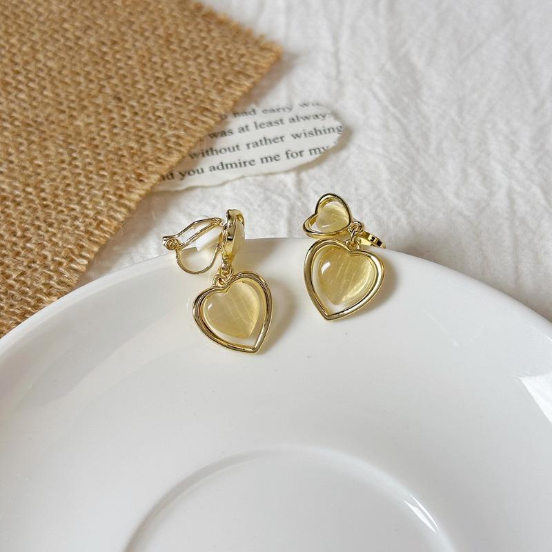 Camellia Temperament No Ear Pierced Ear Clips Pearl Flower Checkerboard Diamond Triangular Ear Clips Niche Earrings Women