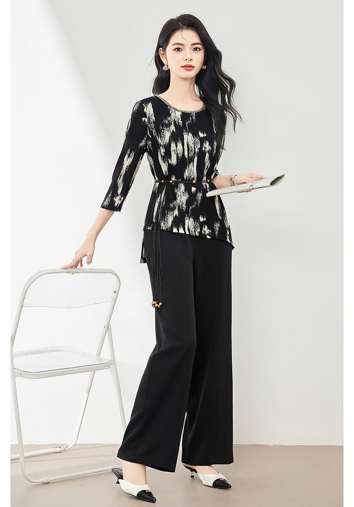 Fashion suit with feminine temperament, age reducing and slimming two-piece set [top+pants]