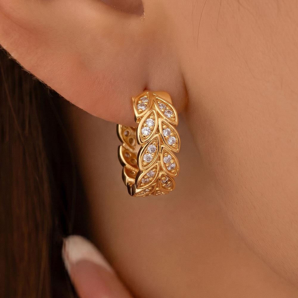 Copper-Plated 18K Gold Rose Leaf Earrings: Luxurious Light Niche Style with Micro-Paved Detailing