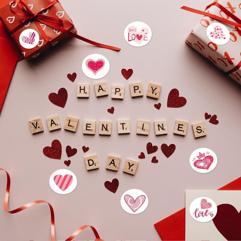 500Pcs/Roll Valentine's Day Sticker Self-adhesive Roll Type Sealing Sticker Heart-shaped Multi-use Adhesive Sticker