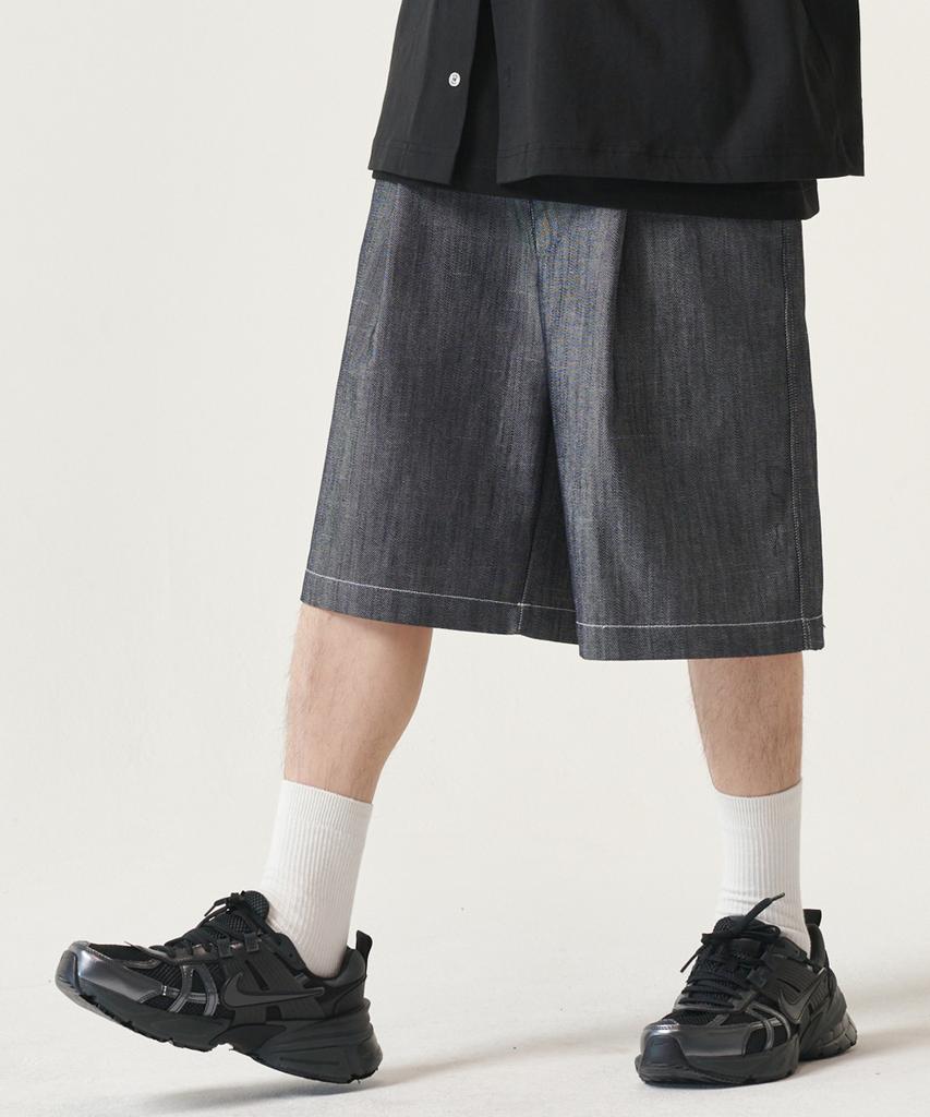 GOSTREET One-Tuck Bermuda Rivet Denim Pants Dark Blue
