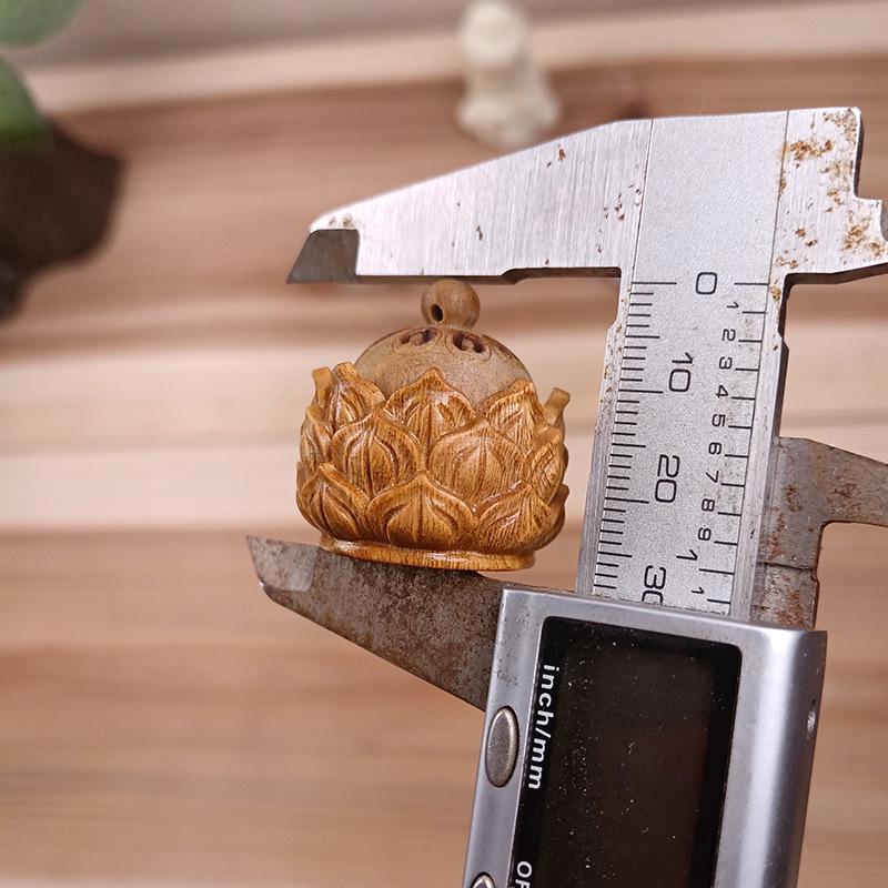 Green Sandalwood Gourd Pendant Phone Charm and DIY Hollow Ornament Jewelry.