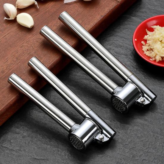 Stainless Steel Garlic Press Easy Squeeze Manual Mincer with Ergonomic Handle Rustproof Garlic Crusher for Kitchen Restaurant