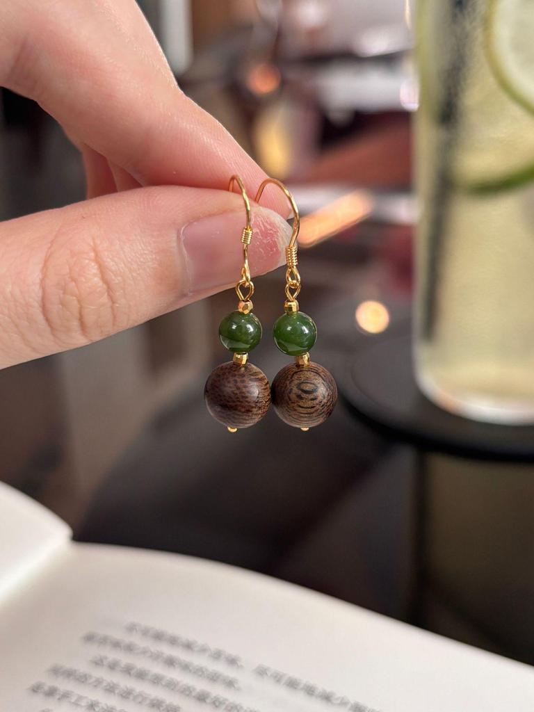 Natural Kynam Agarwood Earrings and Ear Pendants, Suitable for Live Stream Room.