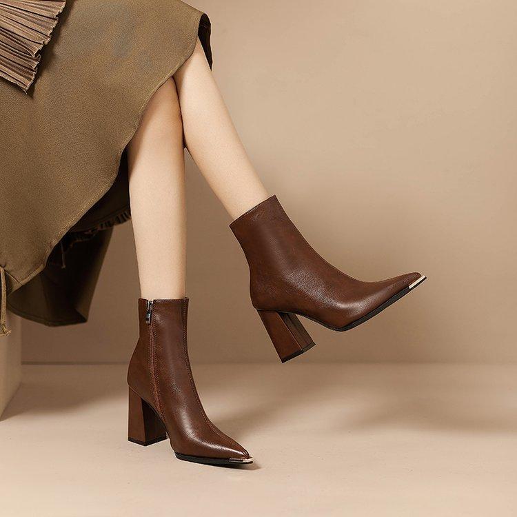 2025 new autumn and winter pointed high-heeled short boots show small thick heels ankle boots women's thin boots Martin boots temperament single boots