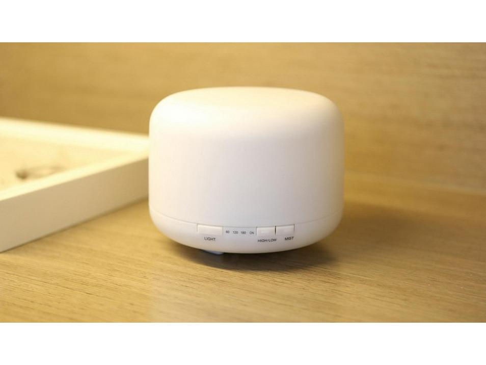 Difuzor și umidificator cu ultrasunete pentru aromaterapie MUJI 500ML, cu telecomandă și lampă cu uleiuri esențiale pentru casă sau dormitor.