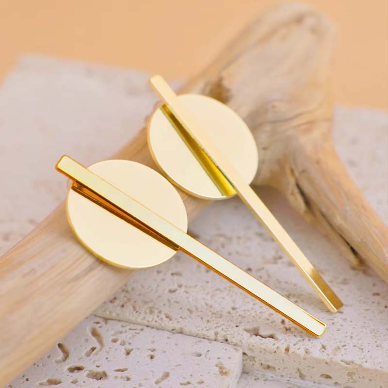 2026 New Trendy Gold Color Long Round Pendant Earrings For Women Minimalist Metal Geometric Statement Earrings Jewelry Gift