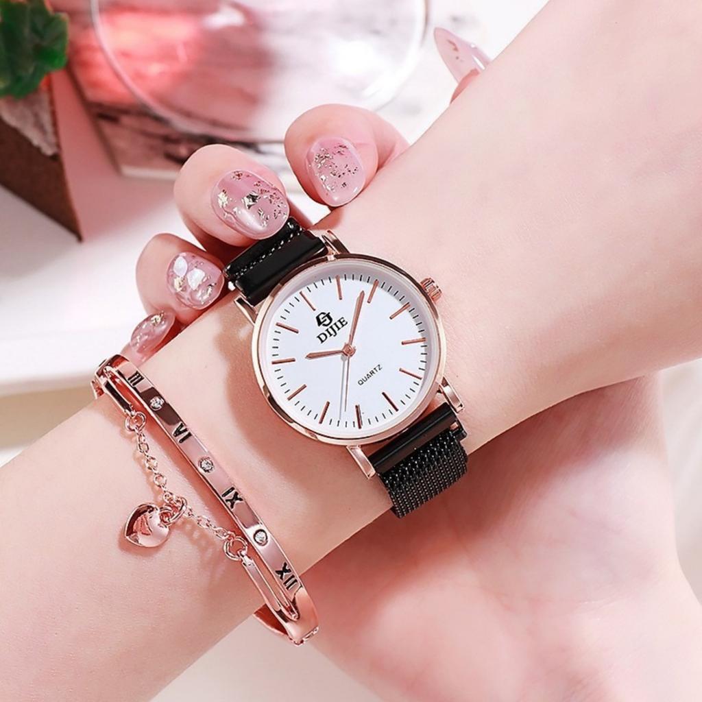 Women Fashion Leather Watch
