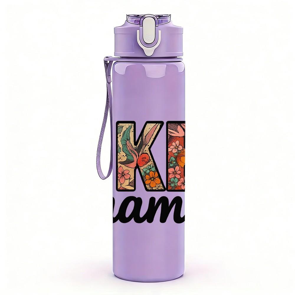 1PC Inked Mama Retro Bold Letter Print 750ml Color Plastic Sports Water Bottle Leakproof Flip Straw Lid Suitable for Sports Office Home Use
