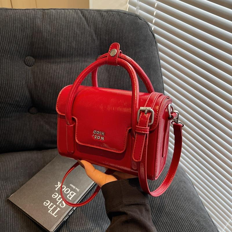 High-end small bag women's spring summer versatile new fashion messenger bag small square bag
