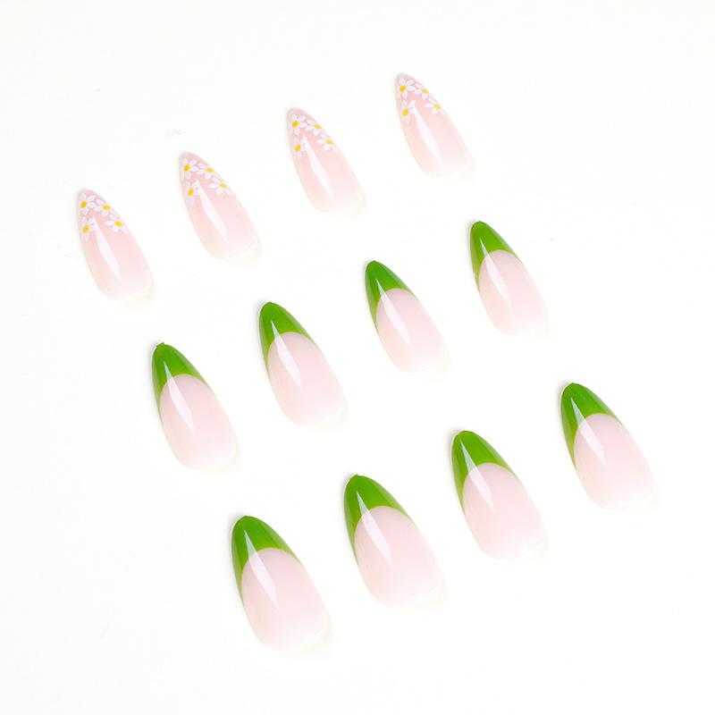 French green simple small fresh wearing nail short girl spring manicure nail piece wearing fake nail
