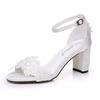 Sandálias Femininas Verão Salto Alto Sapatos de Salto Femininos PU 7 CM Salto Quadrado Flor de Renda Branca Pérola de Unha Noiva Boca de Peixe Sapatos Femininos Marfim