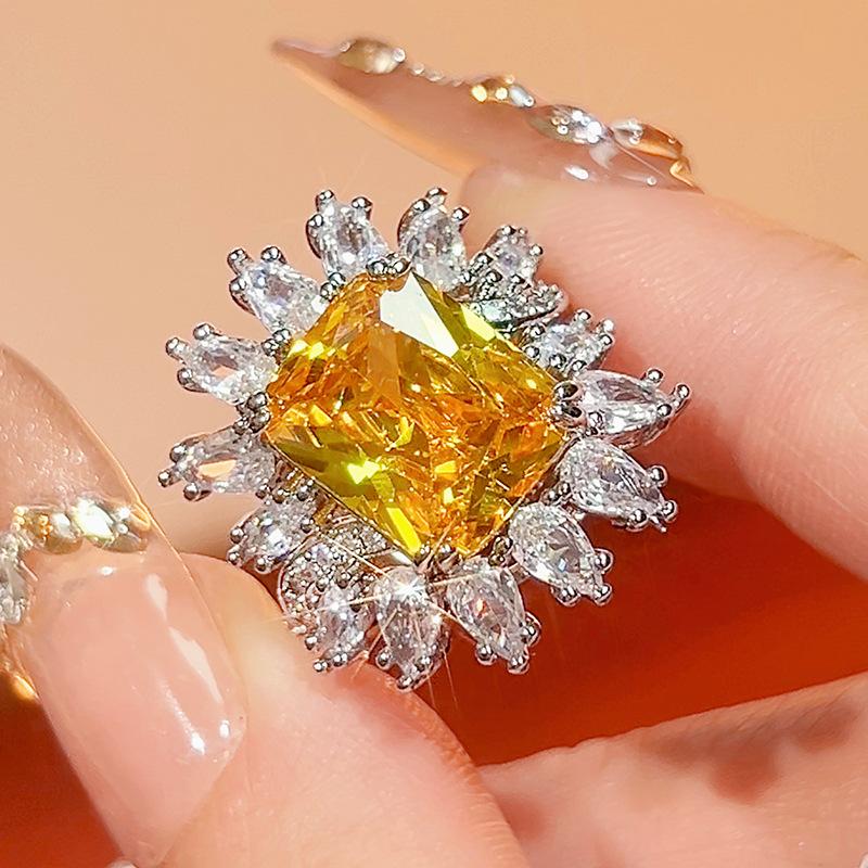 

Set Of Jewelry, Rings, Earrings, Rectangular Diamonds, Colorful Treasures, High-End Women
