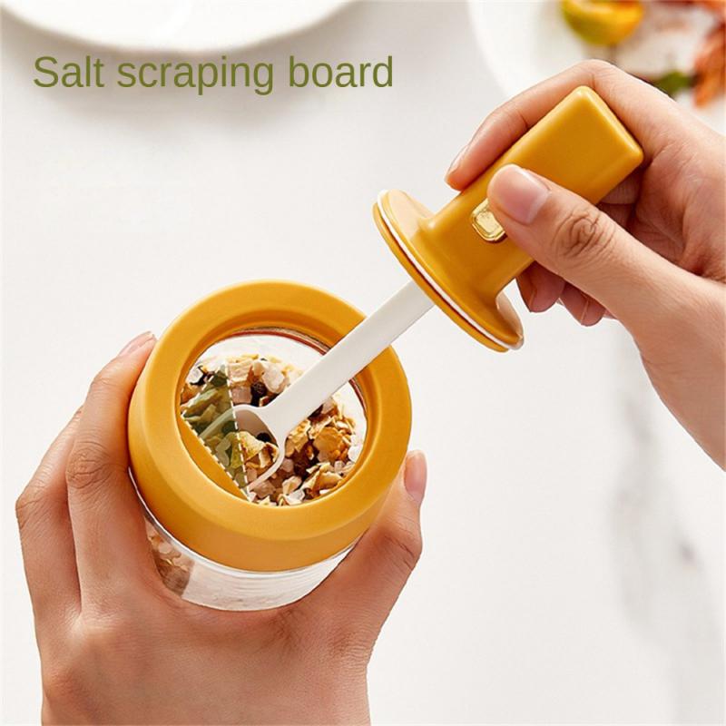 Seasoning Box Telescopic Seasoning Jar Spoon Lid Sealed Salt Jar Seasoning Household Seasoning Bottle Kitchen Accessories