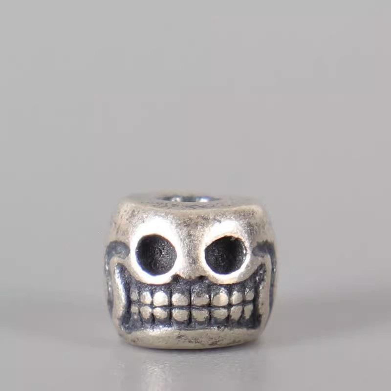 Tibetan Skull Bodhi Bead Bracelet: Personalized 108-Piece Cemetery Waist Bead Accessory. Diameter 6.3mm