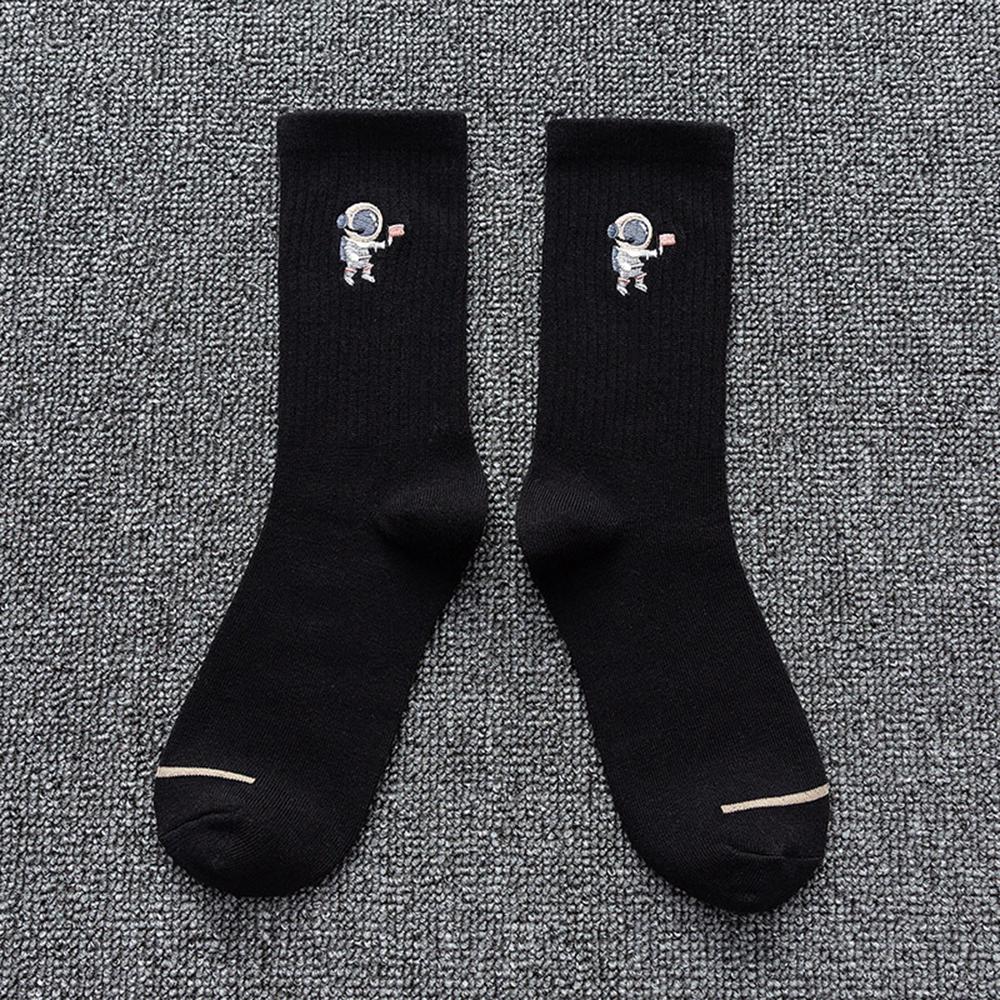 Fashion Women Men Embroidered Astronaut Couple Cotton Crew Socks Solid Colors Long Unisex Sport Mid Tube Tide Socks High Quality