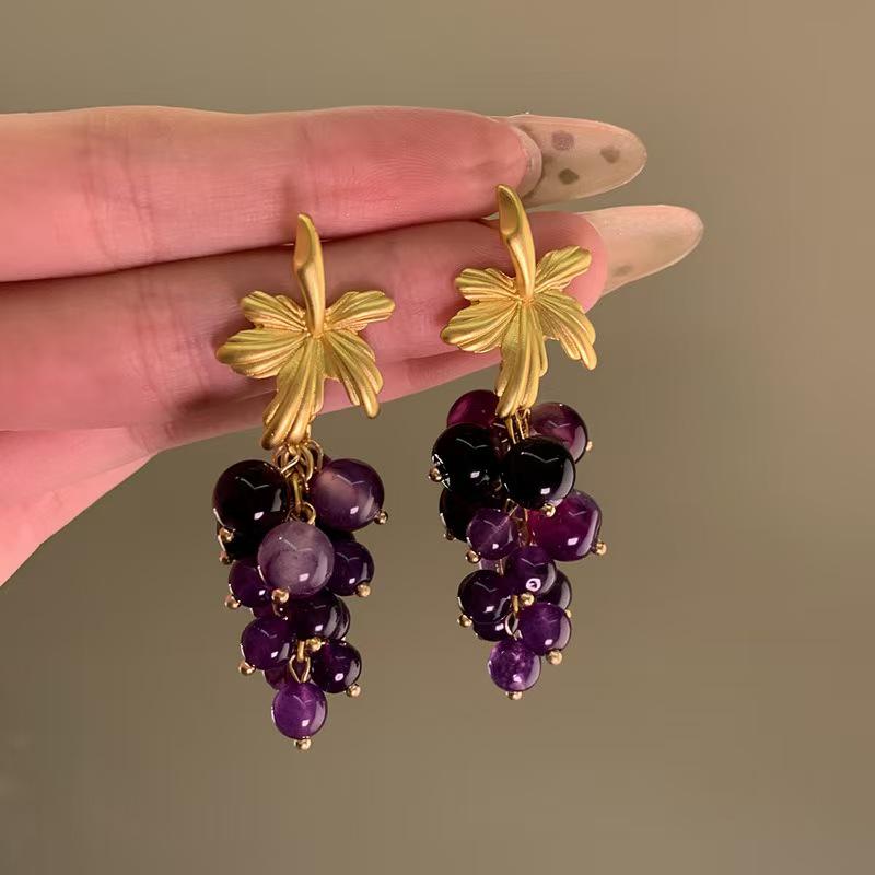 Bohemian Purple & White Grape Earrings: Retro Medium-Length, Niche Design, Versatile Fashion Accessory for Women