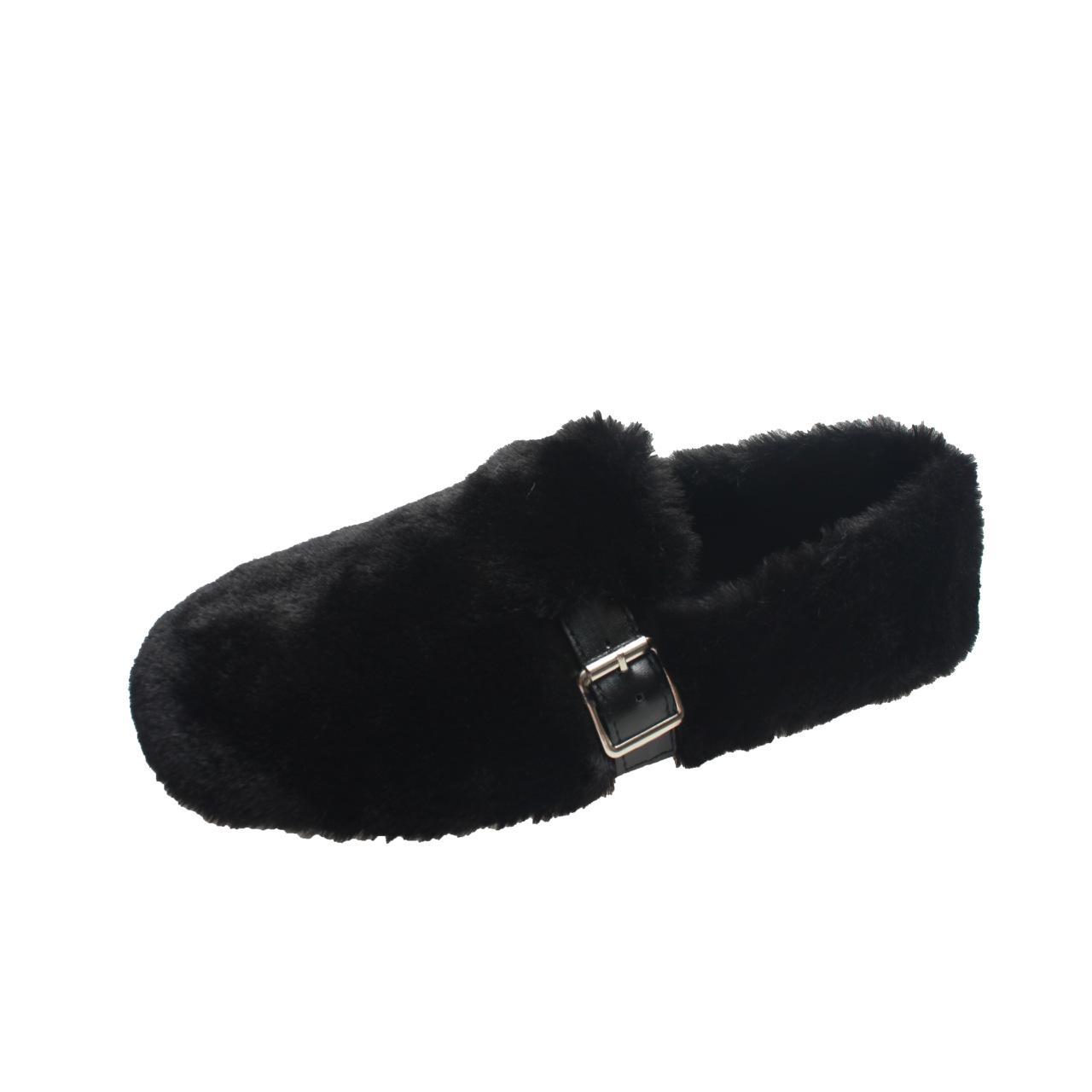 

Зимние бархатные шерстяные балетки с сохранением тепла 2024 года, новые повседневные лаконичные ленивые туфли из искусственного меха в корейском стиле на плоской подошве для женщин 40 чёрный