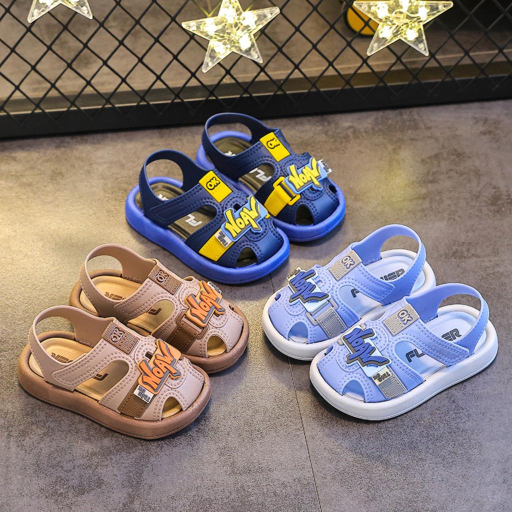 Children's Sandals Slippers Summer Cartoon Cute Soft Bottom Non-slip Small Children Girls Indoor Baotou Hole Shoes Boy Sandals